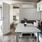 Rasin Mobile Homes * פאקוסטאן