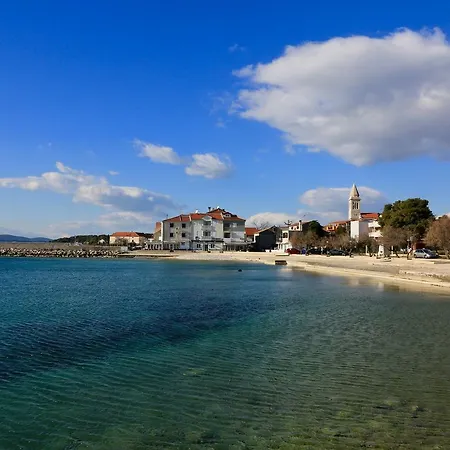 Сasa de vacaciones Rasin Mobile Homes Pakoštane